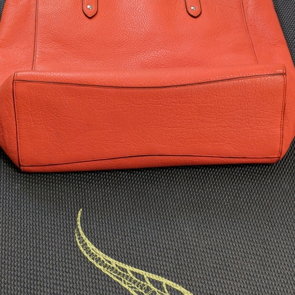 Coach Purse - Picture 4 of 15